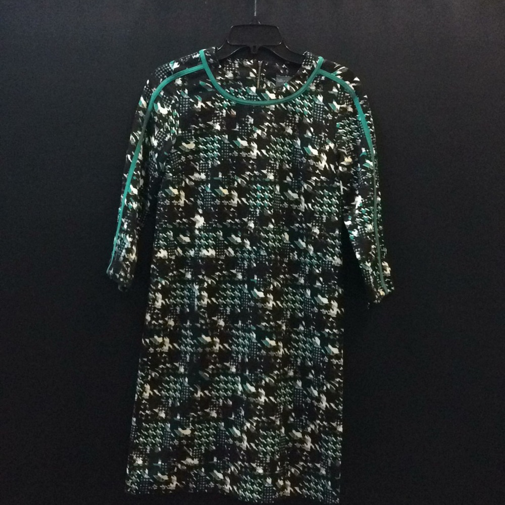 NWNT Size 4 Zipper Back Dress.